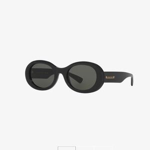Gucci Oval Sunglasses (Black)